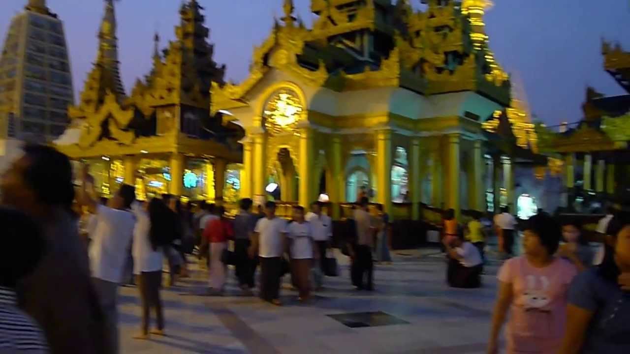 Shwedagon Pagoda 3/3 (Apr 2013)