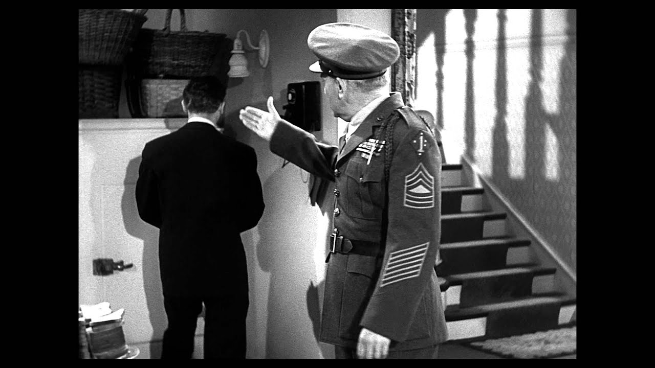 Кадр из трейлера «Hail the Conquering Hero»