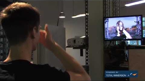 Ihr Spiegelbild wird lebendig - Living Mirror mit Augmented Reality