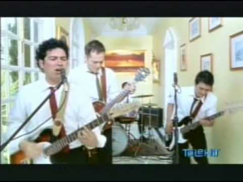 volovan ella es azul