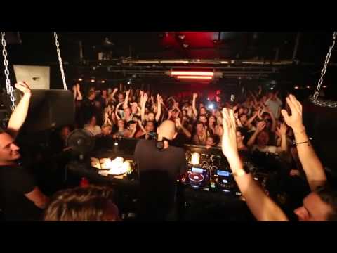Len Faki playing  Cryptik " Radiance "
