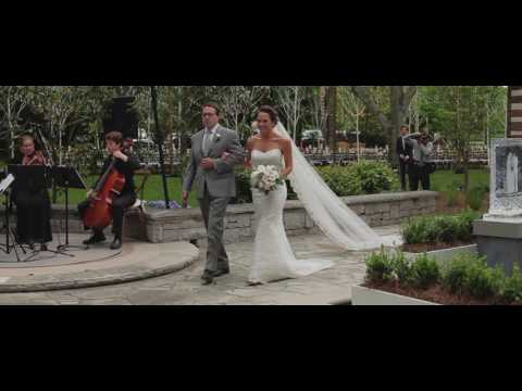 a-tennessee-fête-at-the-couple's-log-cabin-home---martha-stewart-weddings