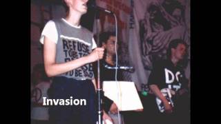 Video thumbnail of "Chumbawamba live in London, Dec 11 1986 concert (part 3)"