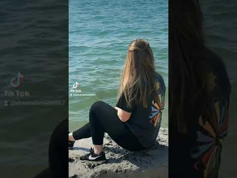 انا بعمل قلبي ناسي مع انك كل ناسي