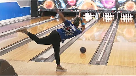Vixens Title Match: Champ- Missy Collins (Bowl-O-R...
