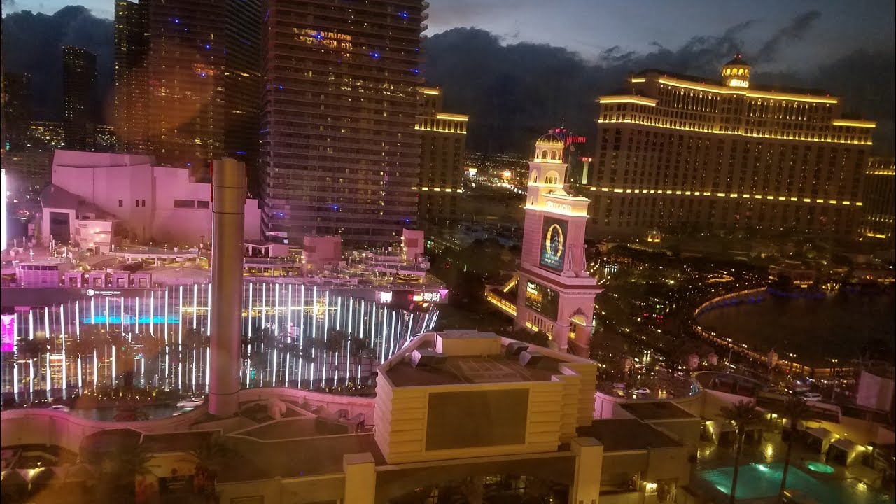 Planet Hollywood - Room 2141 - YouTube