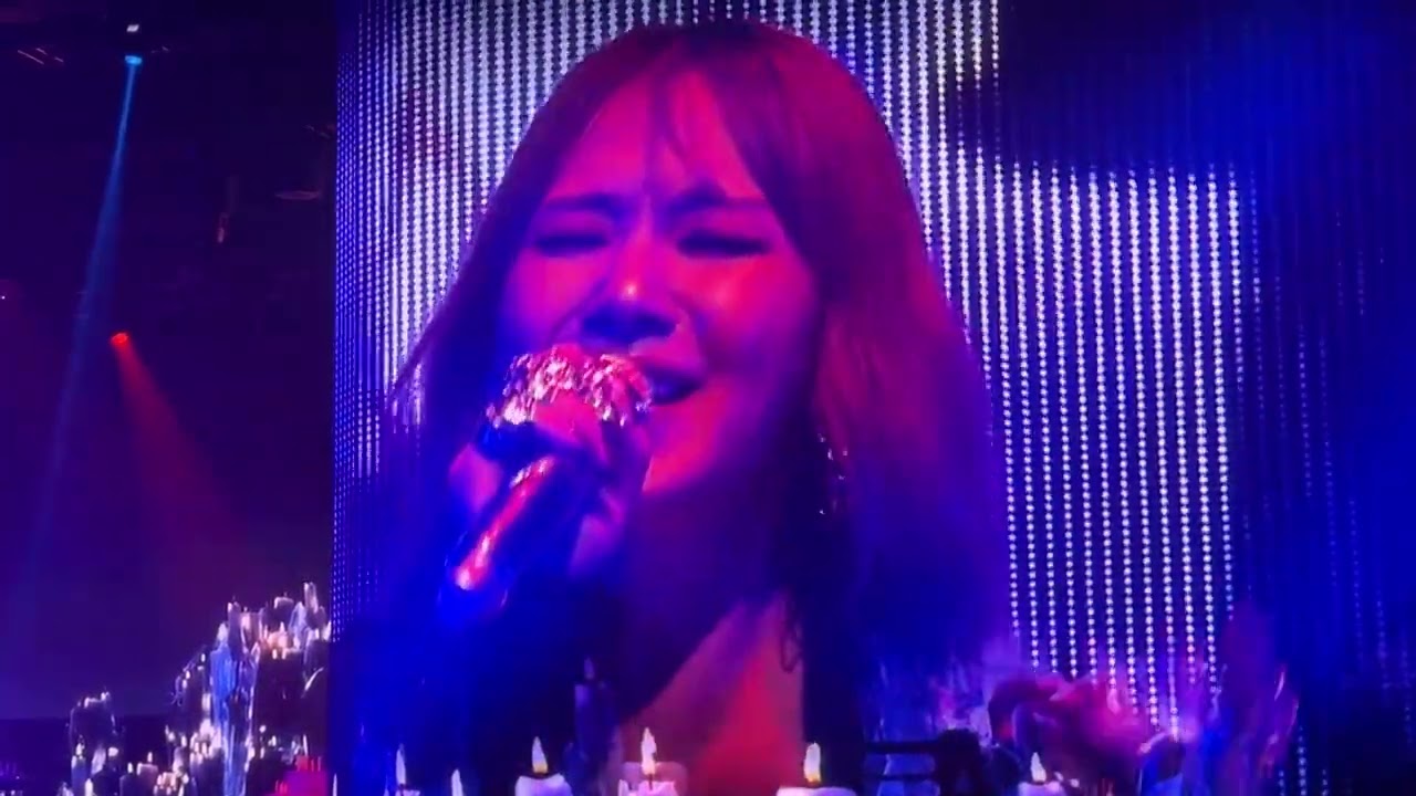 2NE1 - It Hurts @ Day 2 Welcome Back in Manila 20241117