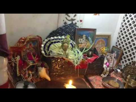 W1E7- Anuj Goyal - Lord Krishna Aarti Video