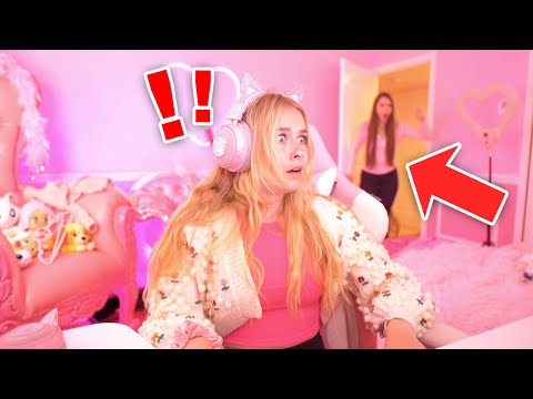 I BROKE Into LEAHS REAL LIFE OFFICE And HACKED Her ACCOUNT! (Roblox)
