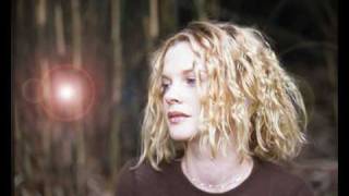 Watch Kirsty Hawkshaw Leafy Lane video