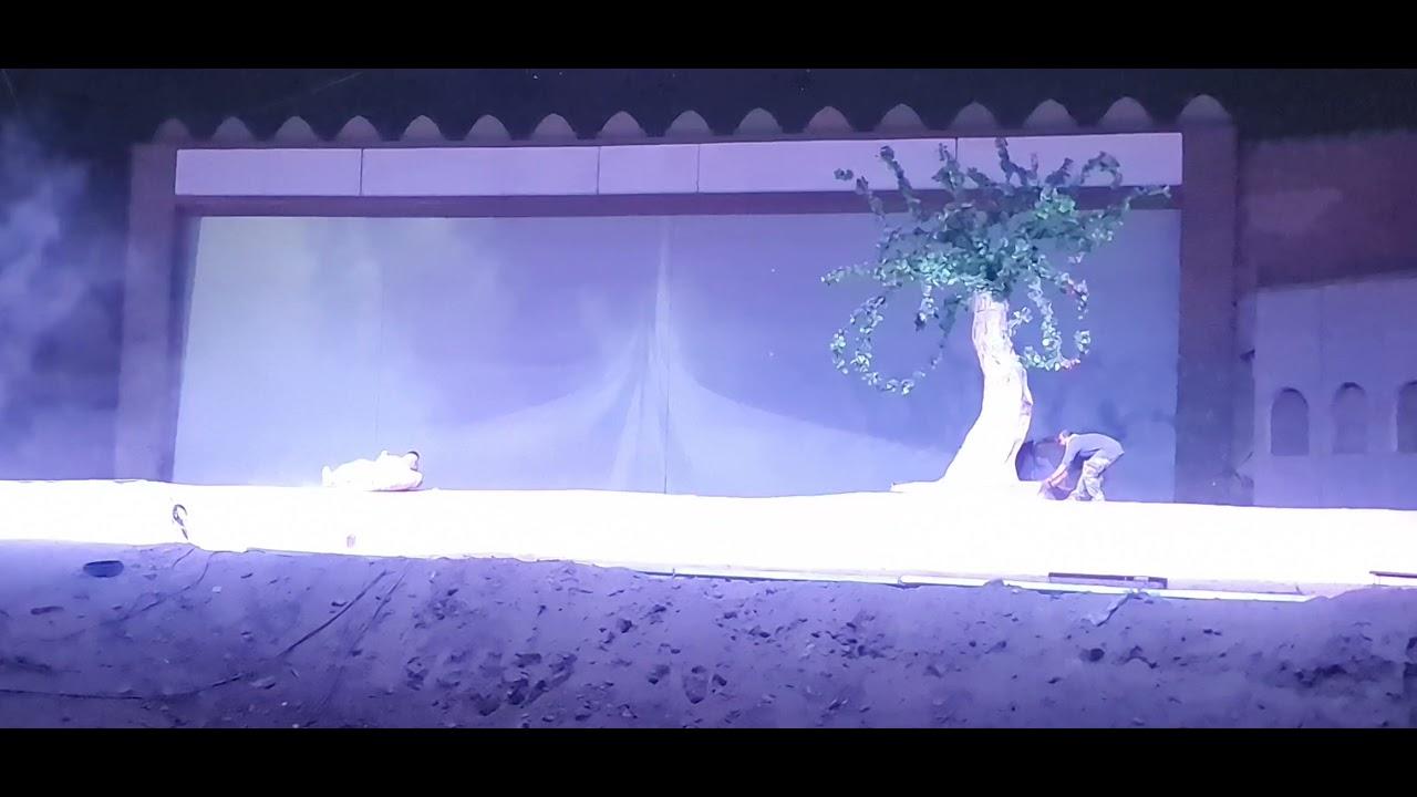 مشهد من قصة النبي آدم عليه السلام