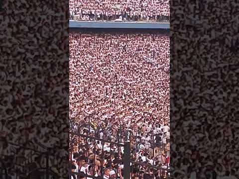 جمهور اسود ورا الزمالك فى كل استاد موجود ديما معاه روحنا فيداه