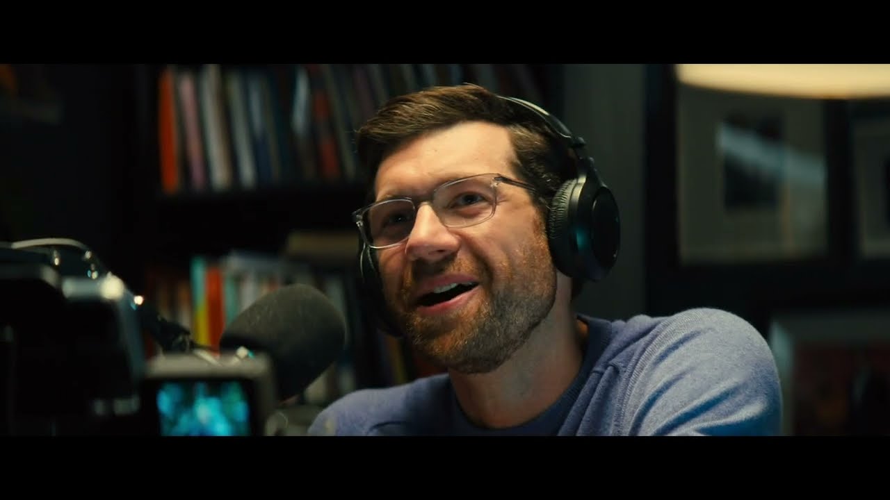 Make a GAY RomCom? - Bros (2022)