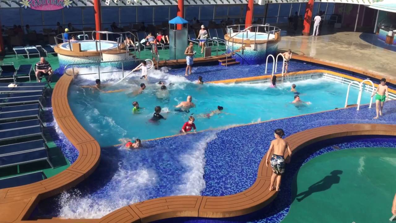 Big waves on cruise ship - YouTube