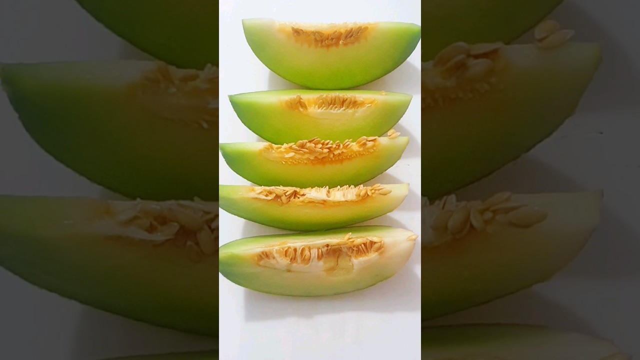 How to slice galia melon