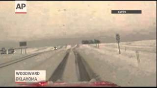 Raw: Snow Forces Road Closures in Texas, Okla.