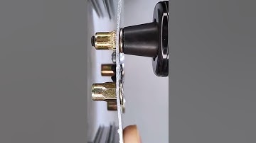 Comparison of riveting effect between round rivet nut and half hexagon rivet nut