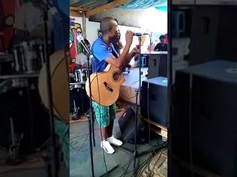 Imfezi emnyama - Tholukuthi hey hey