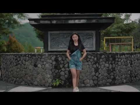 Lagu cidro 2 setengah retmik setengah kendang