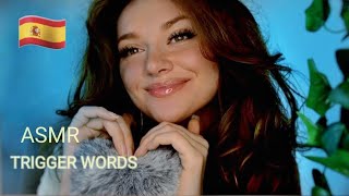 ASMR ✨️Trigger Words - Tapping - Handmovements (Spanish)
