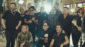 Los Auténticos Decadentes & Andrés Calamaro - Costumbres Argentinas (video oficial) [4K]