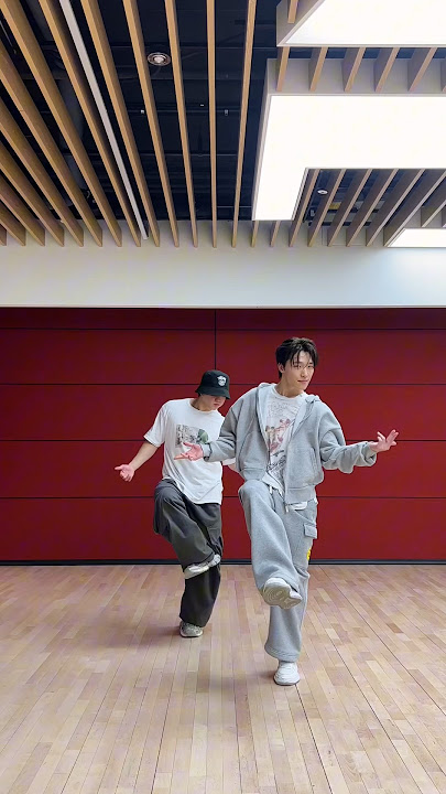 Please don't tell me #Wait 🤫 with #창빈 #Changbin #스트레이키즈 #StrayKids #DINO #디노 #DINO_Wait #shorts