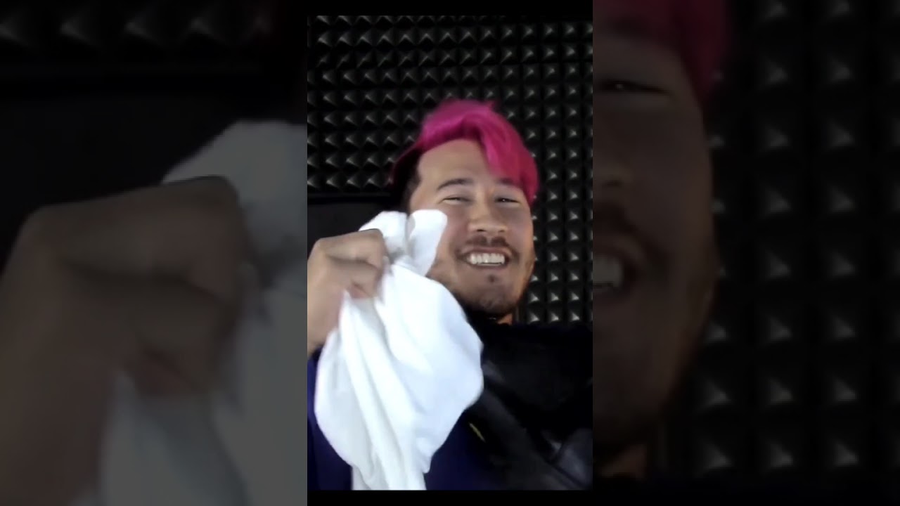 Markiplier polishes his boot 