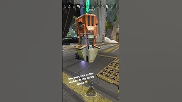 When your teammate hugging the replicator 🤗 😂 #apexlegends #apexclips #shorts #apexbugs #subscribe