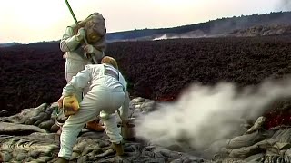 Le Piton de la Fournaise, un volcan sous haute surveillance