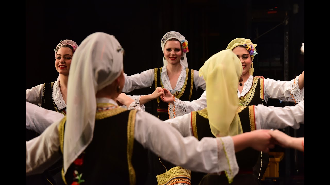 ŽENSKO NADIGRAVANJE IZ CRNE TRAVE