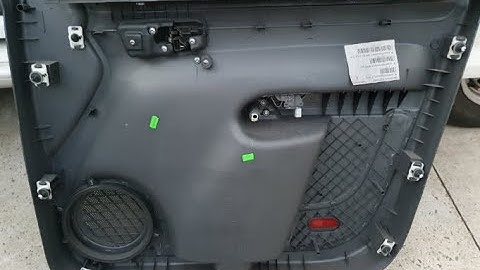 VW Caddy Door Panel Removal & Fix Window Glass Holder - Part 1 of  3