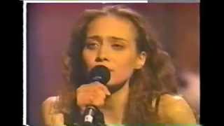 Miniatura de vídeo de "Fiona Apple - Angel (Jimi Hendrix Cover) 1997"