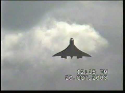 Concorde lands at Birmingham Airport - with ATC calls - 20 October 2003