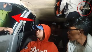 IN SAMPERIN PEOPLE CARRYING GOALS - behind the video of Wili being buried