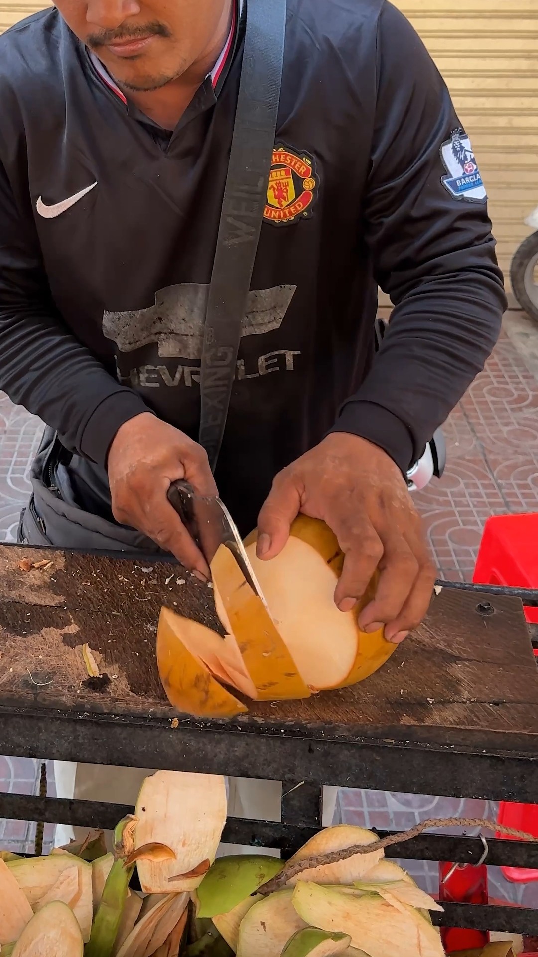 Only $1 Original Coconut Juice - Fruit Cutting Skills