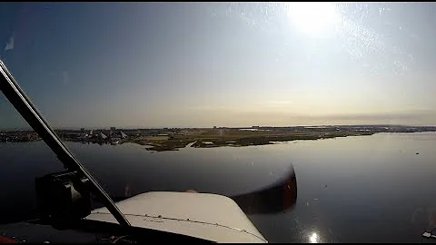 HD Cockpit View Approach & Arrival into Galveston,...