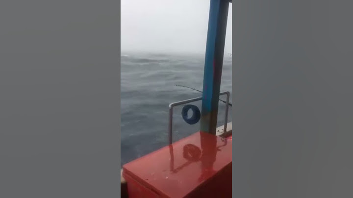 Sabah Deepsea Fishing Gone Bad   Thunder Storm