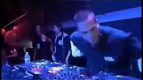 Cuando eres DJ y te gusta Dragón Ball