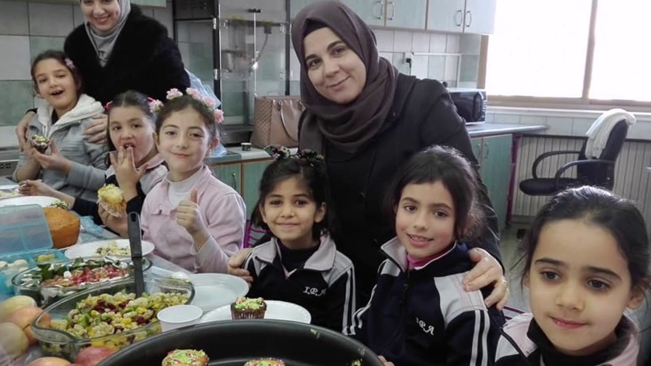 من أنشطة الأساسية الأولى في الفصل الأول 2017-2018