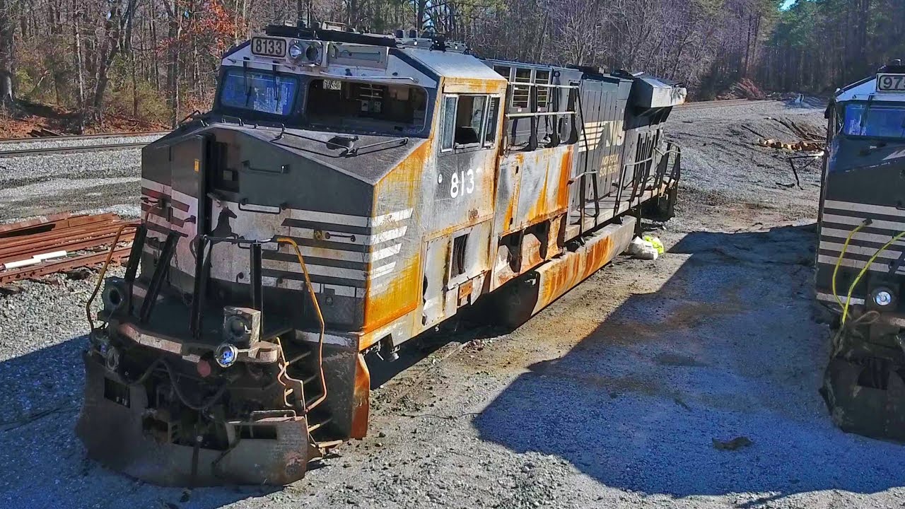 WRECKED Locomotives in Hiram, GA
