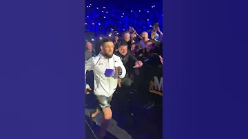 Khamzat Chimaev Walkout Ufc273 Front Row 