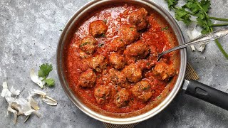 EASY MEATBALL RECIPE IN TOMATO SAUCE