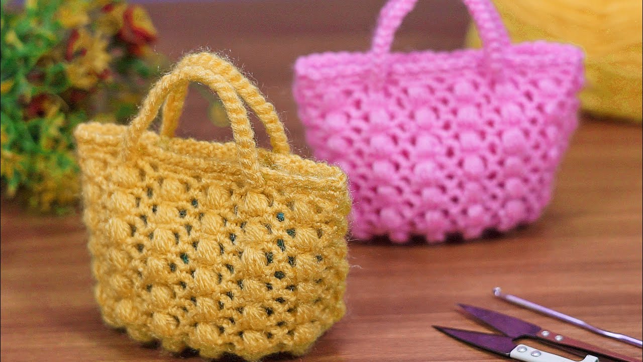 Beautifullll🥰Crochet very easy mini handbag/bolsa de ganchillo/bolsa de crochê/örgü mini çanta