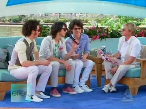 Jonas Brothers on Ellen (High Quality/full) - Part 1