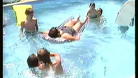 1987 5 30 Pool party Teresa Chester family jwb hv