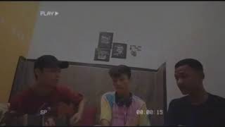 TRI SUAKA- MENUA BERSAMAMU_(lirik)- FT DEAN_DEDEKKOMARA_GERALDO