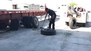 Changing a truck tire (Full video)