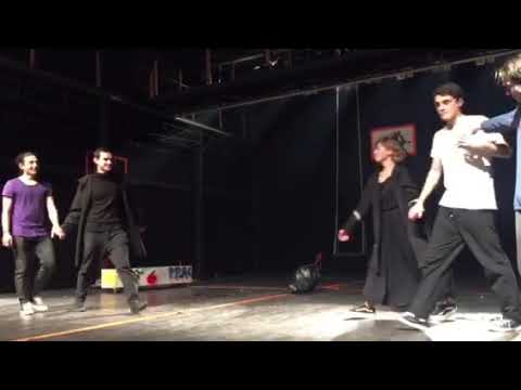 23.11.18წ. ილიაში, გიოს დაბ.დღეზე სპექტაკლი.