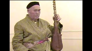 Uzbek ostad Turgun Alimatov on sator : Chol Eraq