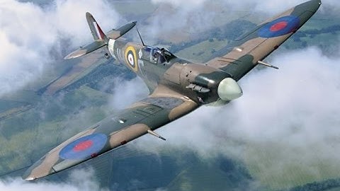 William Walton : Spitfire Prelude and Fugue. Video clips.